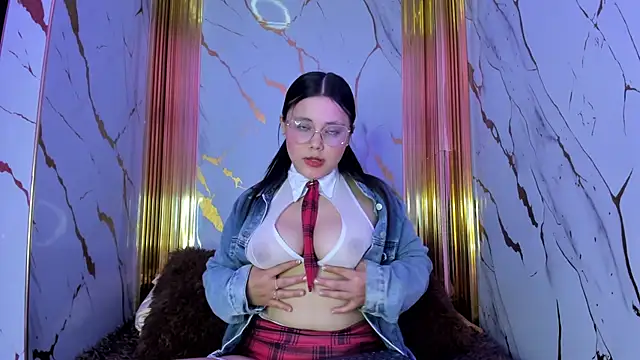 celeste hot   online show from October 3, 2025, 9:12 pm