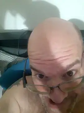 nounours197314 online show from May 30, 2026, 7:49 am