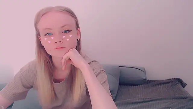 Snapshot of AliceNya_cute chatting on June 7, 2026, 5:11 am AliceNya cute online show from June 7, 2026, 5:11 am