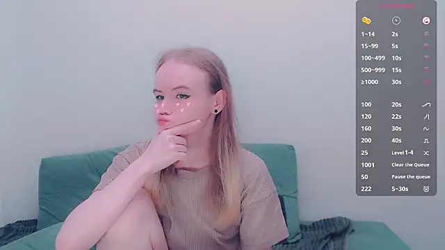 Snapshot of AliceNya_cute chatting on July 13, 2026, 3:09 am AliceNya cute online show from July 13, 2026, 3:09 am