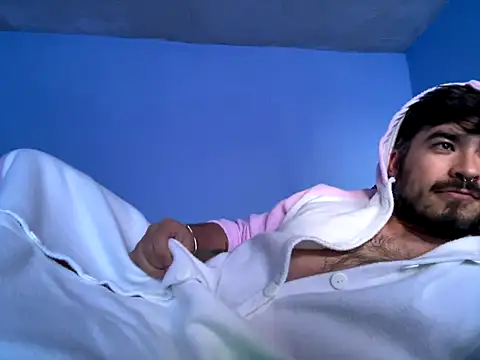 Leon  Dark online show from October 21, 2025, 1:45 pm