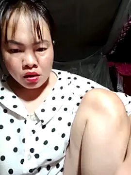 emilyzz online show from February 20, 2026, 8:49 am