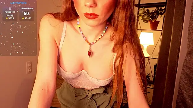 KarenSmitht online show from February 20, 2026, 4:18 pm