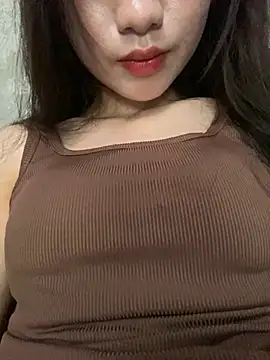 Snapshot of Bella_sexy98 chatting on February 6, 2026, 5:12 am Bella sexy98 online show from February 6, 2026, 5:12 am