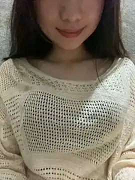 Snapshot of Bella_sexy98 chatting on March 27, 2026, 7:47 am Bella sexy98 online show from March 27, 2026, 7:47 am