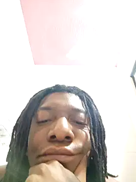 Snapshot of Silvabueno11 chatting on April 12, 2026, 7:35 am Silvabueno11 online show from April 12, 2026, 7:35 am