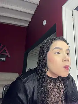 krisstenSantos online show from January 15, 2026, 1:37 pm