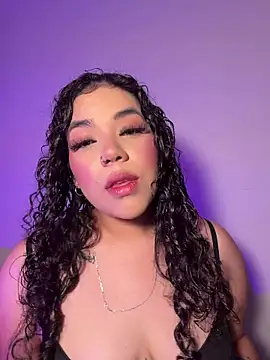 Snapshot of krisstenSantos chatting on April 13, 2026, 2:55 pm krisstenSantos online show from April 13, 2026, 2:55 pm