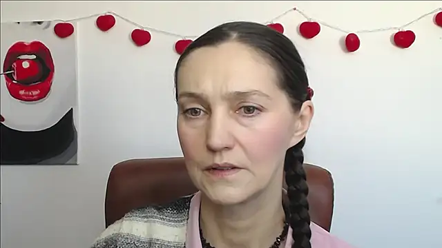 TayaFinch online show from February 21, 2026, 1:12 pm