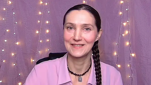 TayaFinch online show from March 3, 2026, 1:39 pm