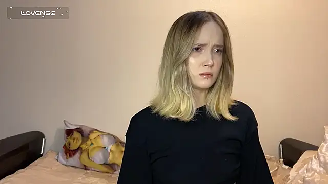 Snapshot of SoftcoreAlly chatting on November 26, 2025, 4:41 pm SoftcoreAlly online show from November 26, 2025, 4:41 pm