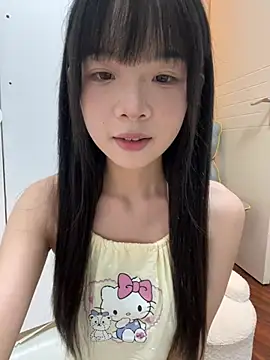 qiqi x online show from July 28, 2026, 2:24 pm