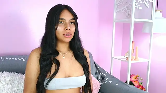 Snapshot of Haley_Rosse chatting on October 16, 2025, 12:39 pm Haley Rosse online show from October 16, 2025, 12:39 pm