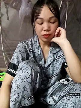 Tary toot online show from October 8, 2025, 1:42 pm