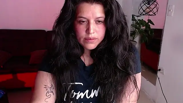 Andrea secret  online show from September 16, 2025, 5:58 pm