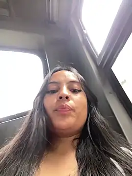 Karla 1-2 online show from October 27, 2025, 8:35 pm