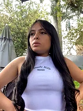 Karla 1-2 online show from November 7, 2025, 8:09 pm