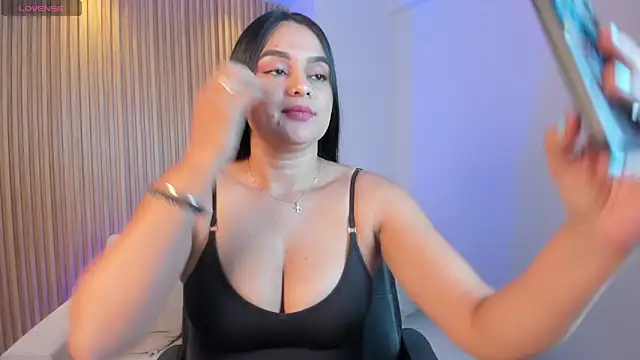 Megancoxx online show from October 25, 2025, 10:56 am