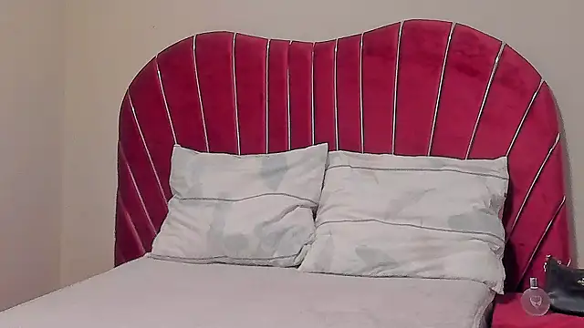 DariaX19 online show from November 13, 2025, 11:47 pm