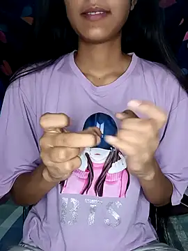 reetika6375 online show from October 5, 2025, 5:33 pm