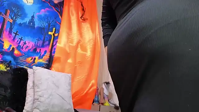 sofiagutierrez   online show from October 11, 2025, 3:06 am