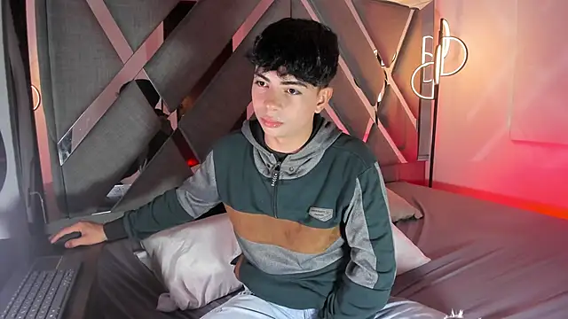 Peter chase online show from September 16, 2025, 6:42 pm