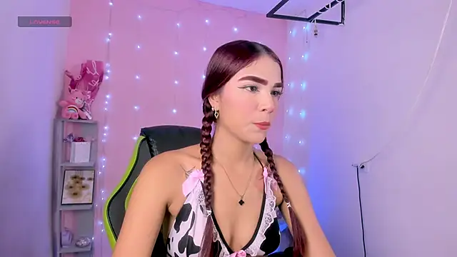 Snapshot of ashlysmith_01 chatting on October 24, 2025, 12:41 am ashlysmith 01 online show from October 24, 2025, 12:41 am