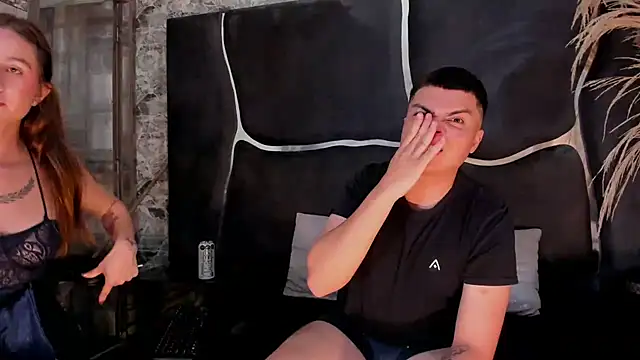 DuoAndLovee online show from December 19, 2025, 9:00 pm