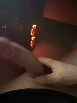 jstntz online show from December 18, 2025, 11:55 pm