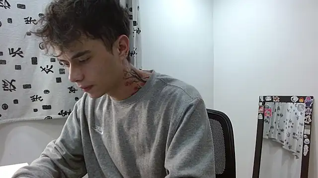 jaico santos online show from April 22, 2026, 11:17 pm