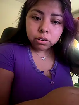 Snapshot of Lunarebelde chatting on September 19, 2025, 11:33 am Lunarebelde online show from September 19, 2025, 11:33 am