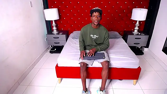 SkylerBigxxx online show from October 18, 2025, 3:53 am