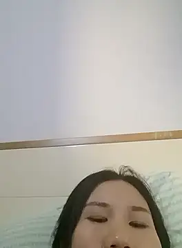 wen78759 online show from December 5, 2025, 7:50 am