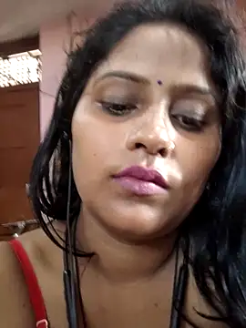 Jasmine Januja online show from May 15, 2026, 11:23 pm