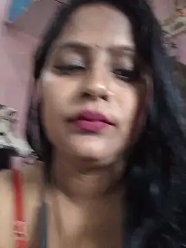 Jasmine Januja online show from May 24, 2026, 2:38 am