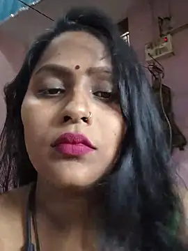 Jasmine Januja online show from July 21, 2026, 2:03 am