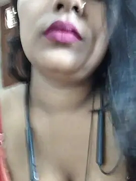 Jasmine Januja online show from July 22, 2026, 2:25 am