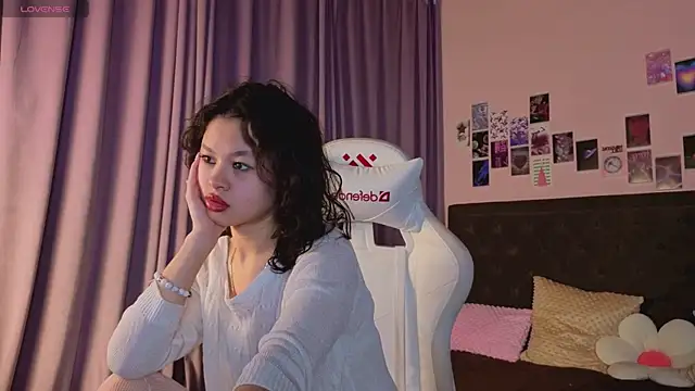 moco choco online show from April 16, 2026, 6:03 am