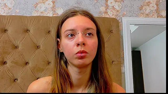 CoraVex online show from May 28, 2026, 3:59 am