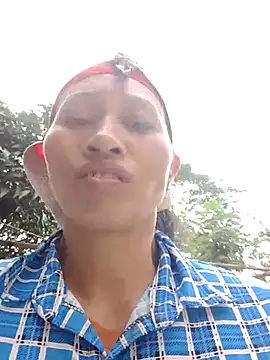 donna-bae online show from December 23, 2025, 2:31 am