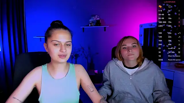 Snapshot of casey_meow_ chatting on September 18, 2025, 1:24 pm casey meow online show from September 18, 2025, 1:24 pm