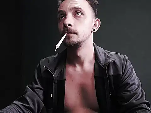 guesswhatbitch online show from October 1, 2025, 1:50 pm