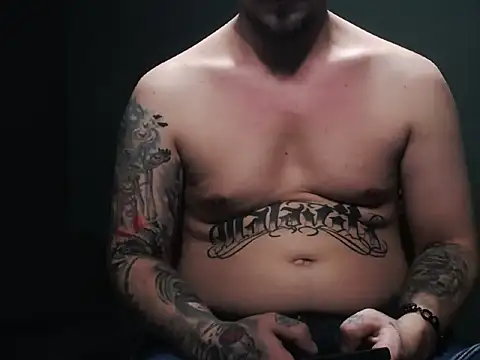 guesswhatbitch online show from November 9, 2025, 8:29 pm