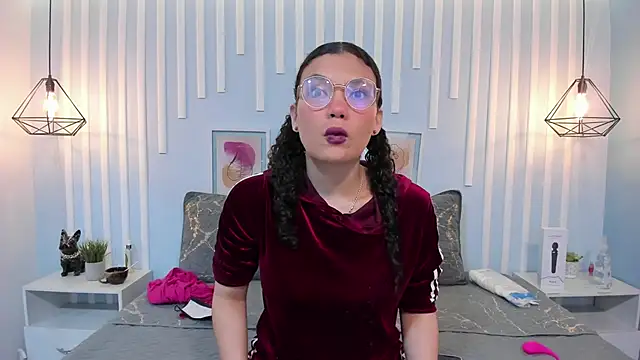 Snapshot of SweetStarr_ chatting on October 22, 2025, 12:49 pm SweetStarr online show from October 22, 2025, 12:49 pm