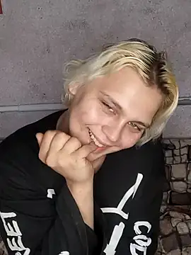 MargoShein online show from November 3, 2025, 9:21 am