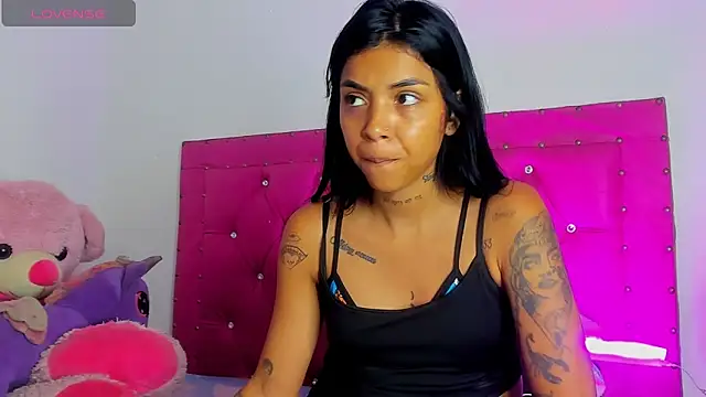 dahiiangomezz online show from May 12, 2026, 10:29 pm