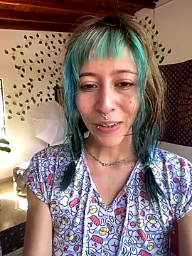 Nymphel1Moth online show from November 7, 2025, 2:39 pm