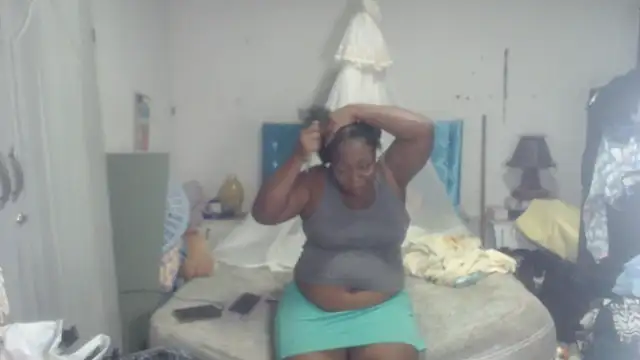 rachelexoticgirl online show from June 9, 2026, 3:07 am