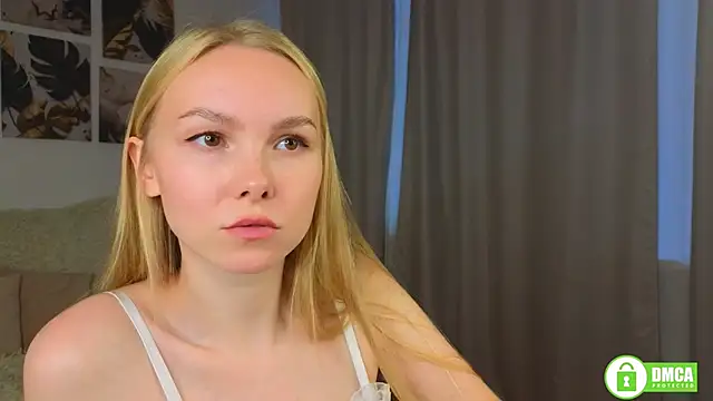 Snapshot of hey_Olivia chatting on October 28, 2025, 12:52 pm hey Olivia online show from October 28, 2025, 12:52 pm