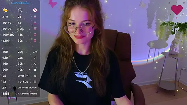 Snapshot of Katyaa_Lover chatting on July 5, 2026, 9:33 pm Katyaa Lover online show from July 5, 2026, 9:33 pm